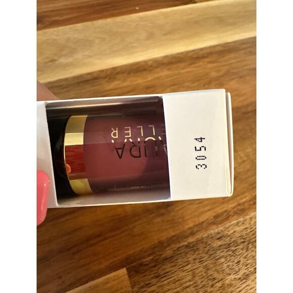 Laura Geller Treat N Go "first place" tinted Lip Oil  0.13fl oz/3.8ml - Picture 4 of 4